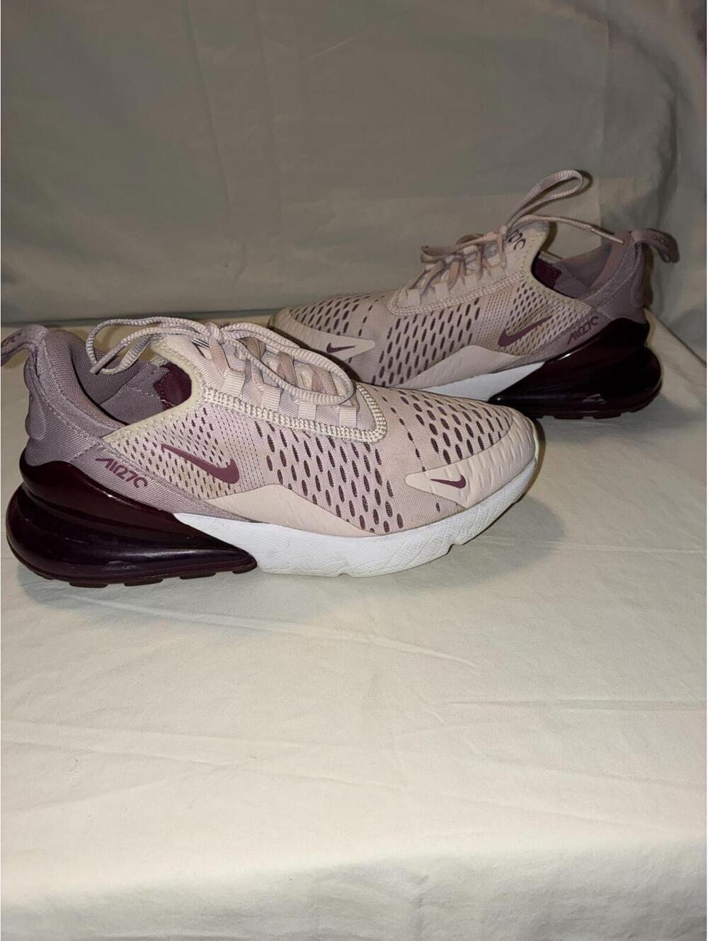 Nike Air Max 270 Women's Sneakers Pink and Maroon